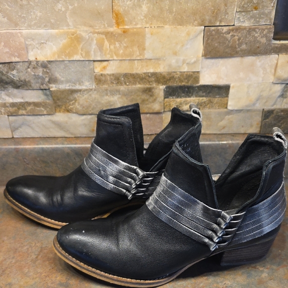 Women’s Black Leather Ankle Boots with Metallic Silver Strap - Picture 2 of 6